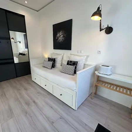 Grande Maison Avec Jacuzzi - 25 Personnes - Wifi