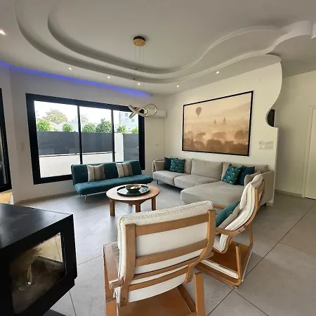 Grande Maison Avec Jacuzzi - 25 Personnes - Wifi ヴィラ *