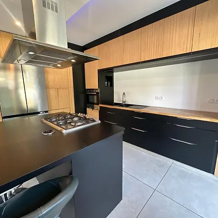 Grande Maison Avec Jacuzzi - 25 Personnes - Wifi Villa Villenave-dʼOrnon