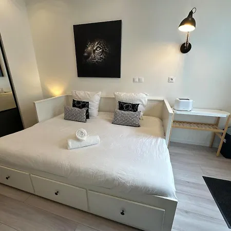 Grande Maison Avec Jacuzzi - 25 Personnes - Wifi * Villenave-dʼOrnon