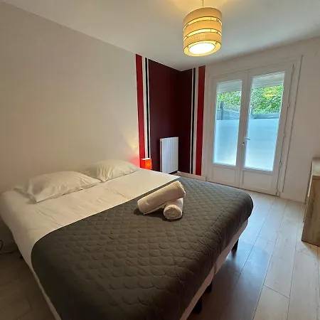 Villa Grande Maison Avec Jacuzzi - 25 Personnes - Wifi *