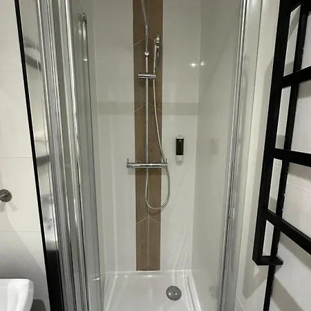 Grande Maison Avec Jacuzzi - 25 Personnes - Wifi ヴィルナーヴ・ドルノン
