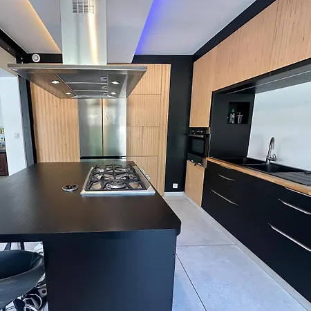 Grande Maison Avec Jacuzzi - 25 Personnes - Wifi ヴィラ