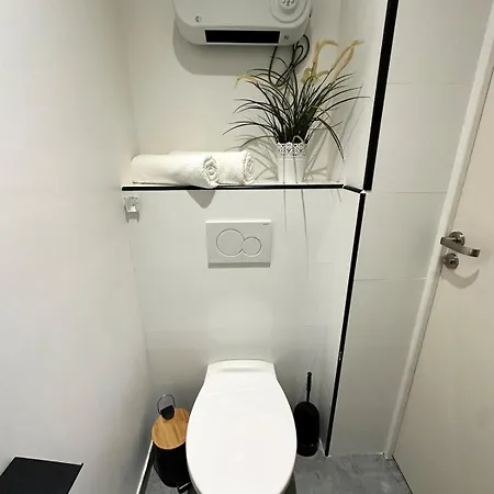 Grande Maison Avec Jacuzzi - 25 Personnes - Wifi Villa *