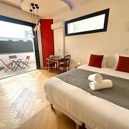 Grande Maison Avec Jacuzzi - 25 Personnes - Wifi ヴィラ *