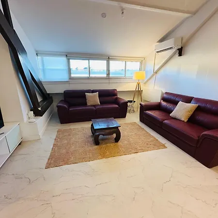 Grande Maison Avec Jacuzzi - 25 Personnes - Wifi