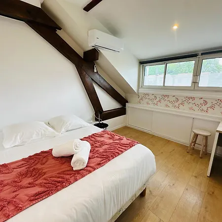 Grande Maison Avec Jacuzzi - 25 Personnes - Wifi